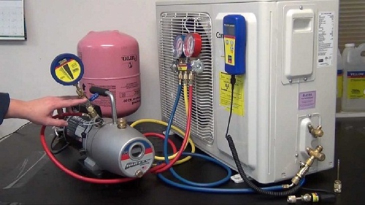 Nạp gas là một cơ hội tốt để thợ sửa điều hòa bịp "móc túi" khách hàng