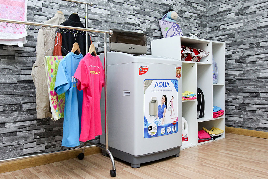 Cách vệ sinh máy giặt Aqua hiệu quả 